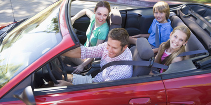 Kraftfahrzeug-Versicherung, Täglich ca. 922 Verkehrsunfälle! Mehr Leistung und Sicherheit für Sie und Ihr Auto.